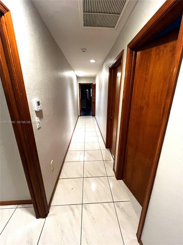 297 NW 104th Avenue, Coral Springs, FL 33071