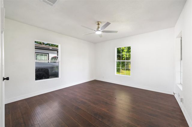 8423 Wier Drive, Houston, TX 77017