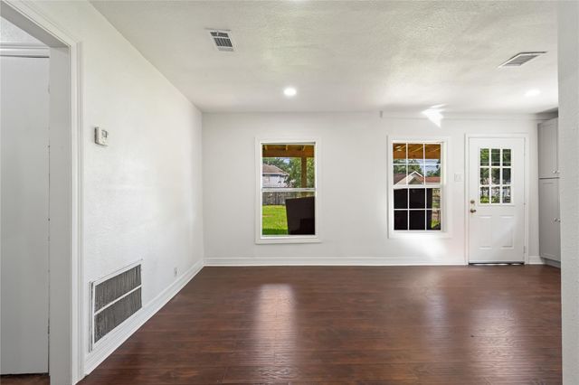 8423 Wier Drive, Houston, TX 77017
