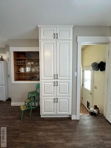 1006 Westergard Avenue, Idaho Falls, ID 83404
