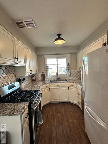 1006 Westergard Avenue, Idaho Falls, ID 83404