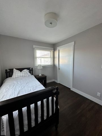 1006 Westergard Avenue, Idaho Falls, ID 83404