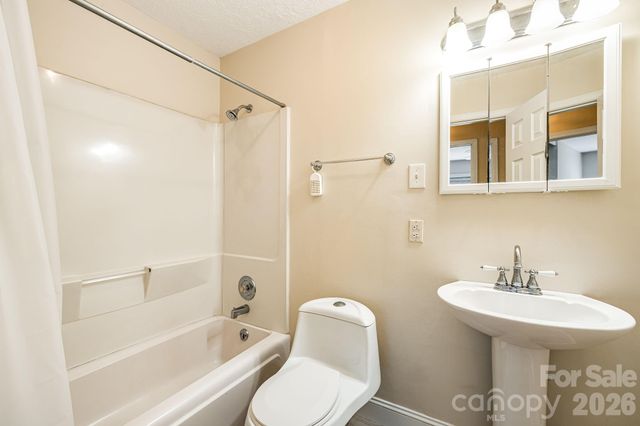 26 Elkmont Drive, Asheville, NC 28804