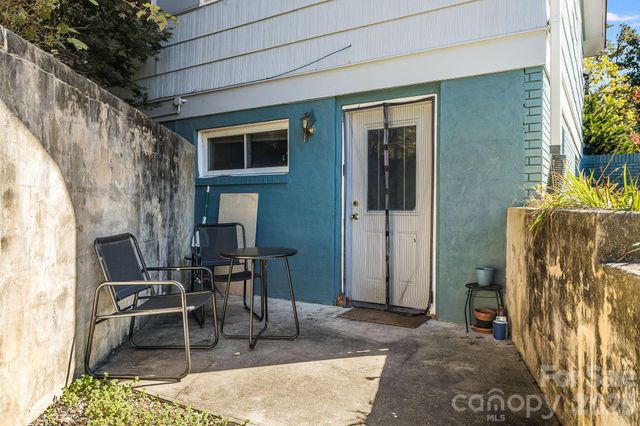 26 Elkmont Drive, Asheville, NC 28804
