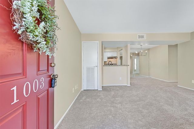 18515 Egret Bay Boulevard 1003, Webster, TX 77058