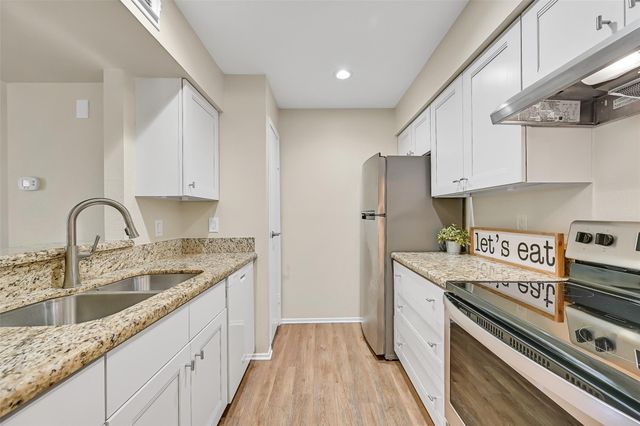 18515 Egret Bay Boulevard 1003, Webster, TX 77058