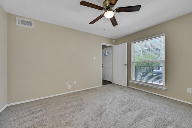 18515 Egret Bay Boulevard 1003, Webster, TX 77058