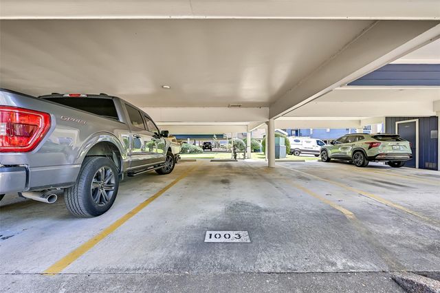 18515 Egret Bay Boulevard 1003, Webster, TX 77058