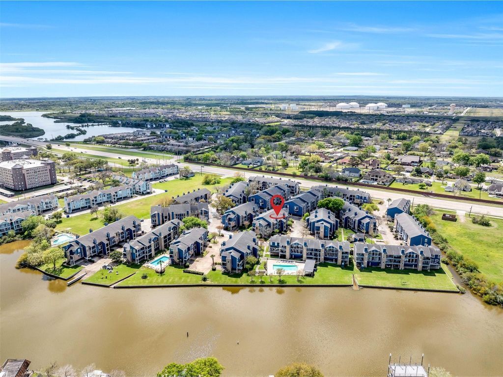 18515 Egret Bay Boulevard 1003, Webster, TX 77058