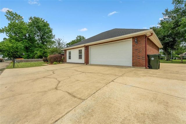 2409 23rd Street, Lake Charles, LA 70601