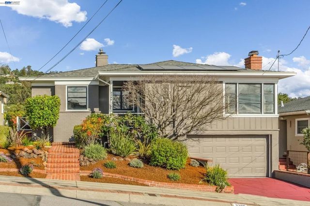 3386 3386 Herrier St, Oakland, CA 94602