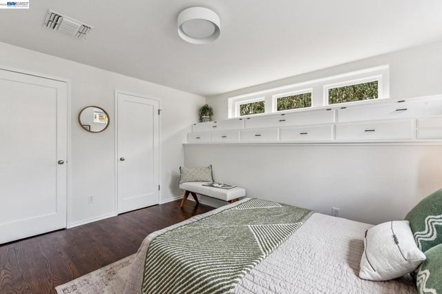 3386 3386 Herrier St, Oakland, CA 94602