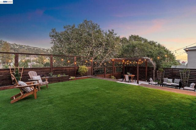 3386 3386 Herrier St, Oakland, CA 94602