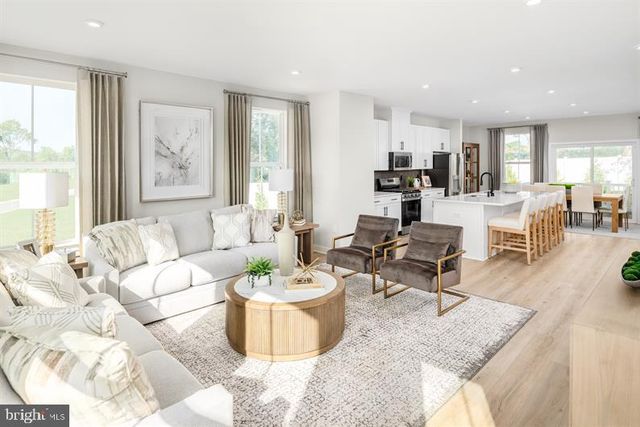 51 RAIL YARD DR, Enola, PA 17025