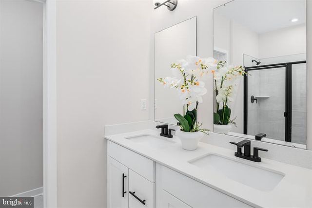 51 RAIL YARD DR, Enola, PA 17025