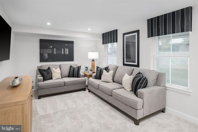 51 RAIL YARD DR, Enola, PA 17025