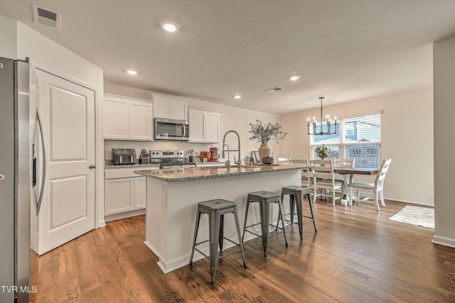 148 Crawford Circle, Bristol, TN 37620