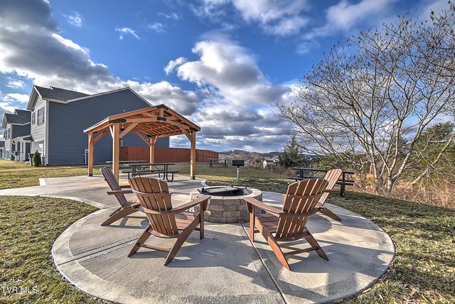 148 Crawford Circle, Bristol, TN 37620