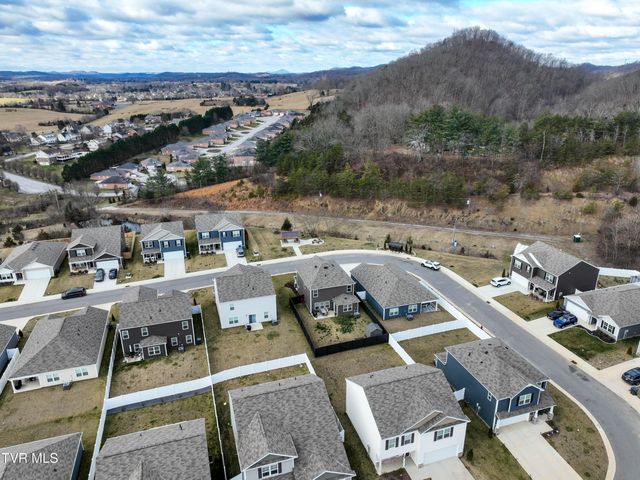 148 Crawford Circle, Bristol, TN 37620