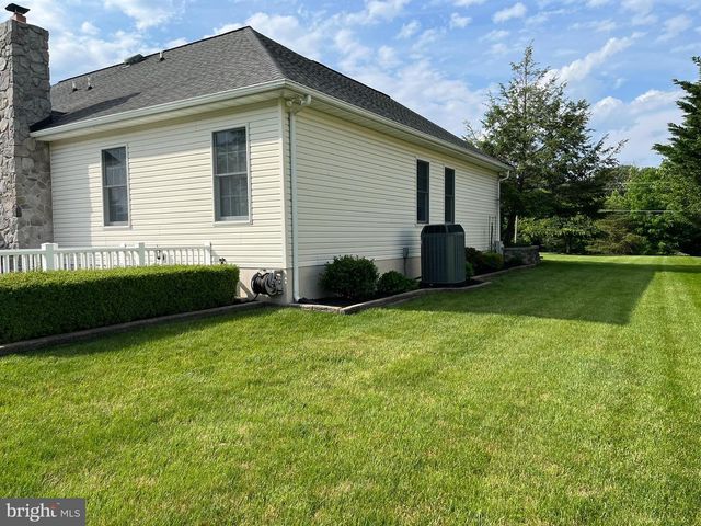 4505 GRAY HORSE DR, Westminster, MD 21157