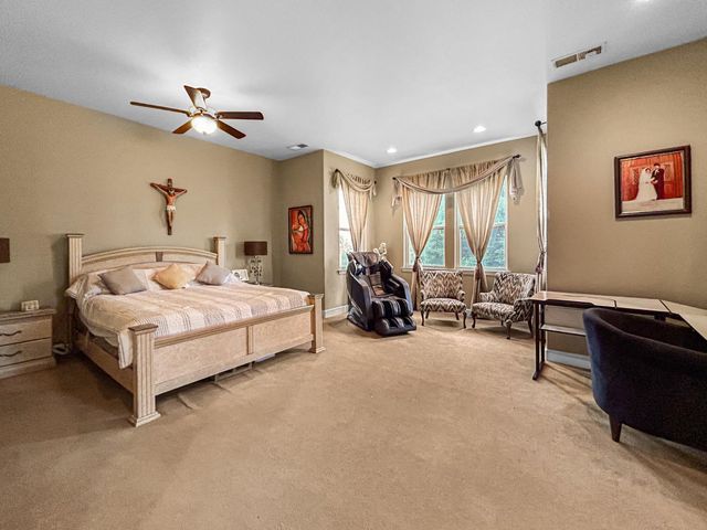 6155 W Goux Avenue, Fresno, CA 93722