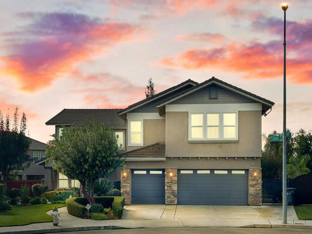 6155 W Goux Avenue, Fresno, CA 93722