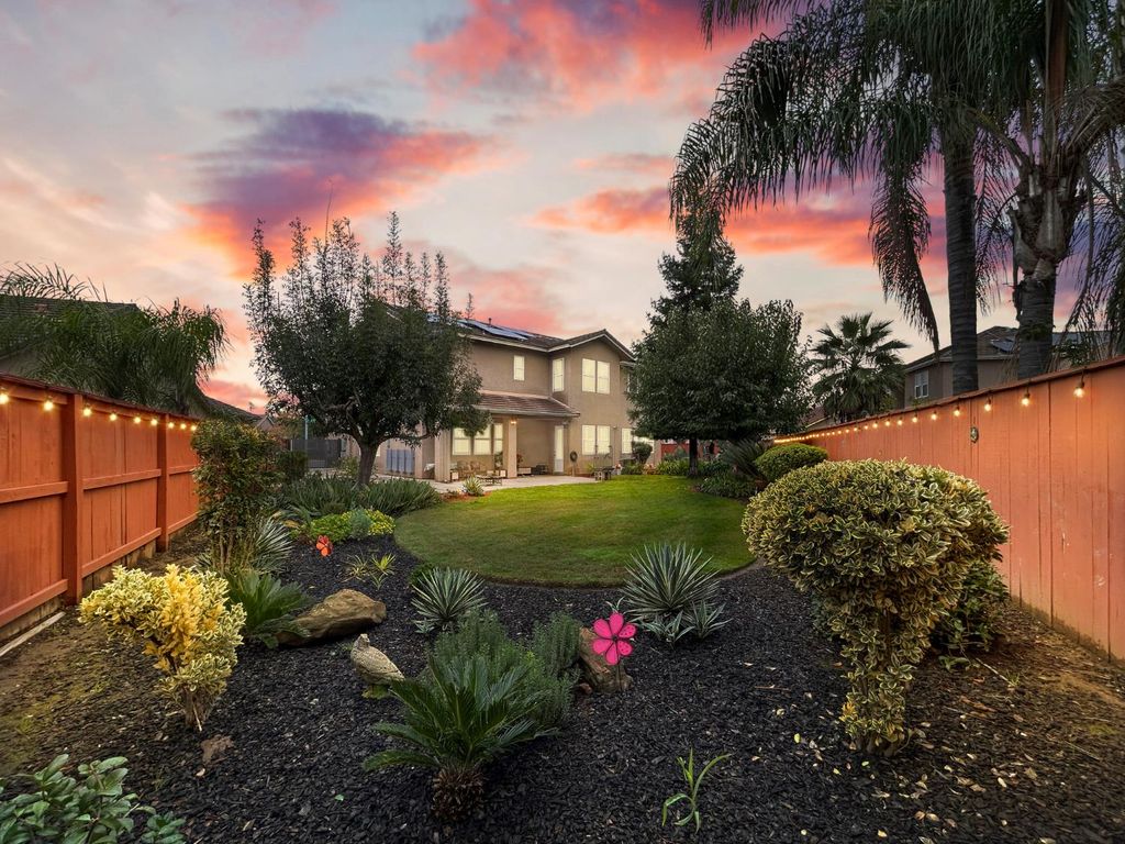 Image 36 of property listing at 6155 W Goux Avenue, Fresno, CA 93722