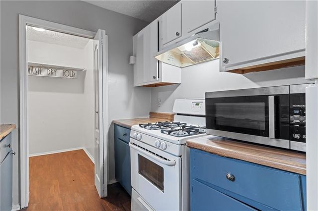 5324 Ridge Forest Drive, Stone Mountain, GA 30083