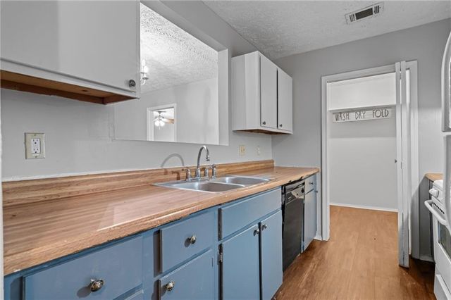 5324 Ridge Forest Drive, Stone Mountain, GA 30083