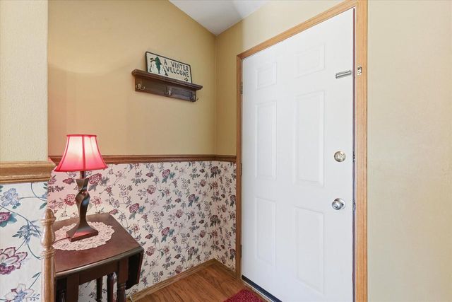 2861 Montclair PLACE, Oshkosh, WI 54904