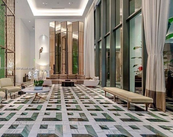 801 S Miami Ave 2708, Miami, FL 33130