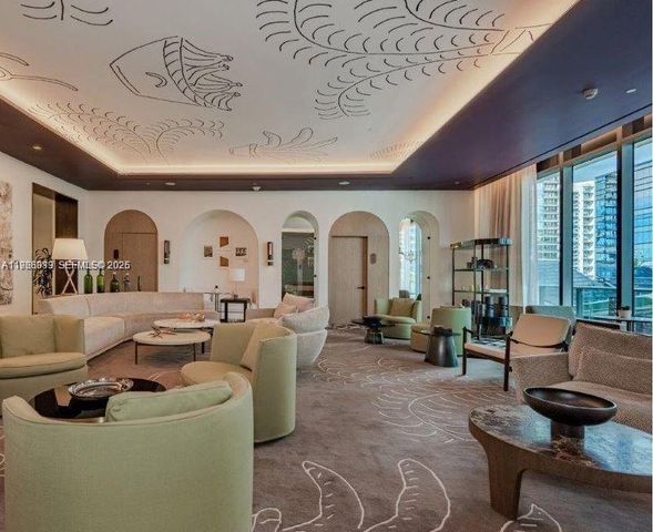 801 S Miami Ave 2708, Miami, FL 33130