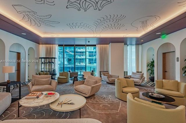 801 S Miami Ave 2708, Miami, FL 33130