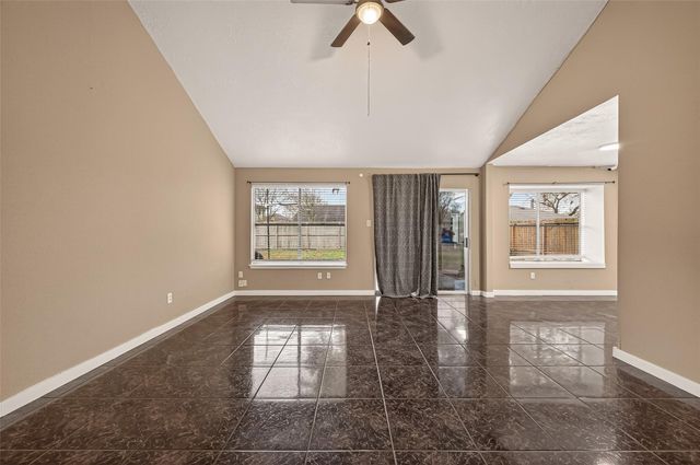 614 Northaire Drive, Houston, TX 77073