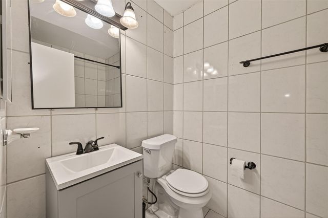 614 Northaire Drive, Houston, TX 77073