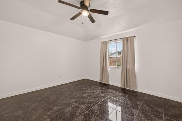 614 Northaire Drive, Houston, TX 77073