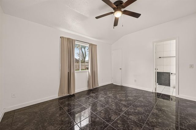 614 Northaire Drive, Houston, TX 77073