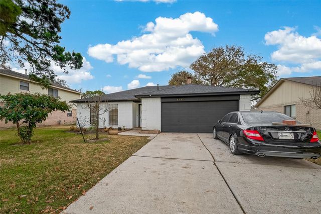 614 Northaire Drive, Houston, TX 77073