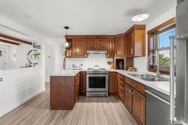6 Fourth Street, Newbury, MA 01951
