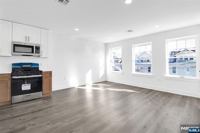 173 Columbia Avenue, Irvington, NJ 07111