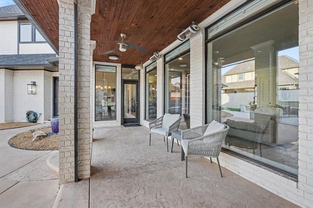 17104 Hawks Ridge Lane, Edmond, OK 73012