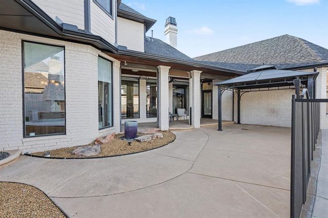 17104 Hawks Ridge Lane, Edmond, OK 73012