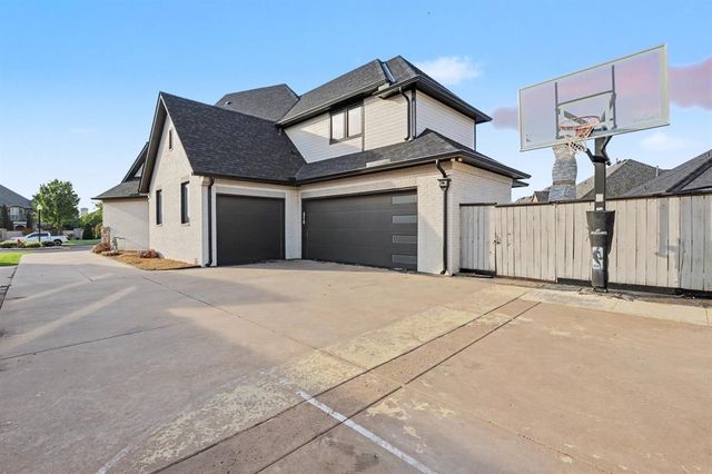 17104 Hawks Ridge Lane, Edmond, OK 73012