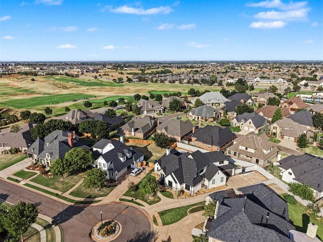 17104 Hawks Ridge Lane, Edmond, OK 73012