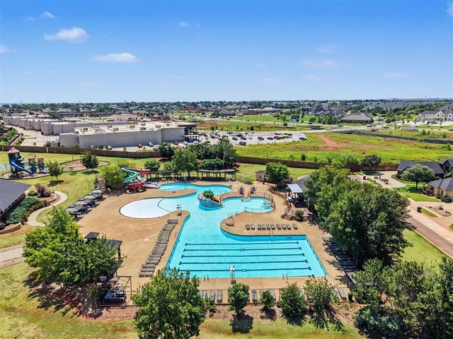 17104 Hawks Ridge Lane, Edmond, OK 73012