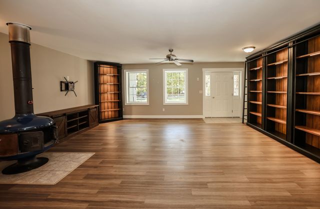 35 Glen Echo Road, Gilmanton, NH 03837