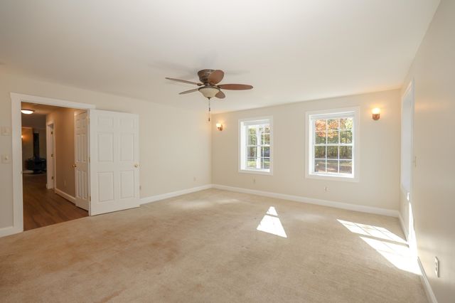 35 Glen Echo Road, Gilmanton, NH 03837