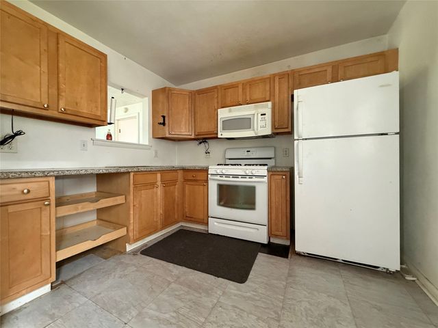 3519 HAMPSHIRE Road, Erie, PA 16506
