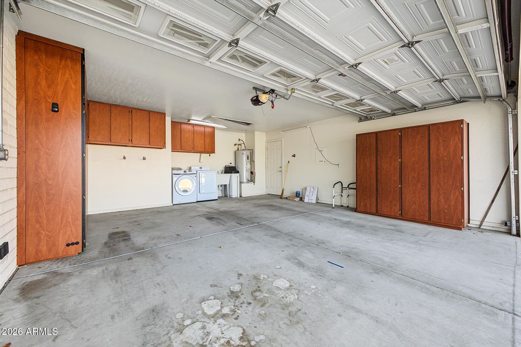 2266 S OLIVEWOOD --, Mesa, AZ 85209 — photo 4