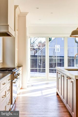 4422 WALSH ST, Chevy Chase, MD 20815